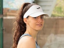 Women's visors