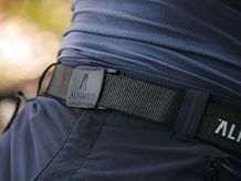 Women's belts