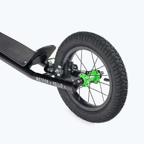 Meteor Yello scooter black