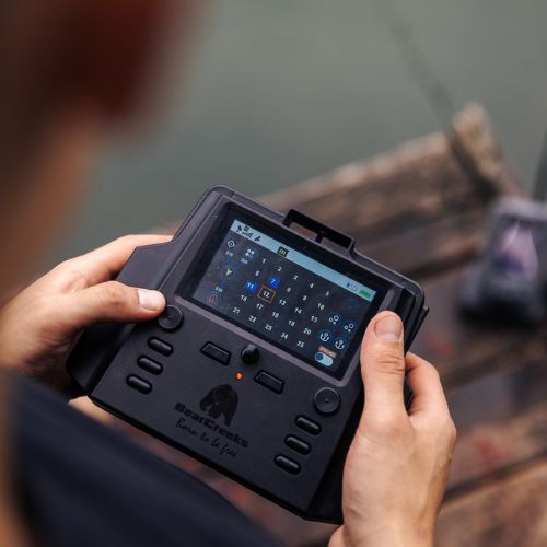 BearCreeks iPilot50 bait boat with GPS Autopilot System + BC202 fishfinder black IPILOT50.BLACK