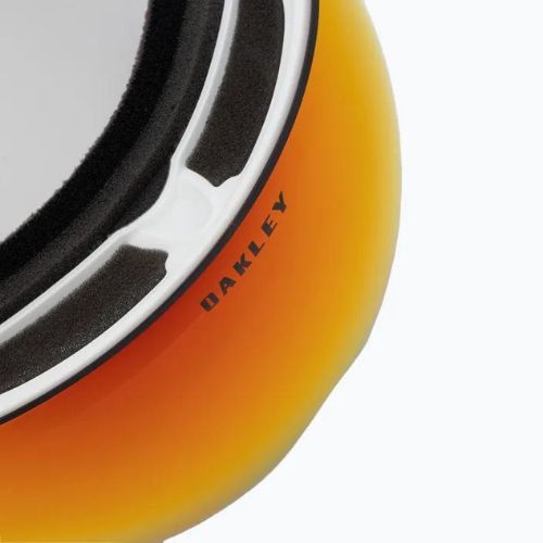 Oakley Flight Deck matte white/prizm snow torch iridium ski goggles OO7050-35