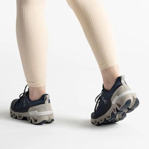 Women's On Cloudwander Waterproof trail shoes navy blue 7398572