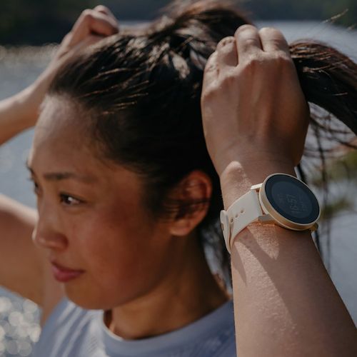 Suunto 9 Peak Pro watch white and gold SS050824000