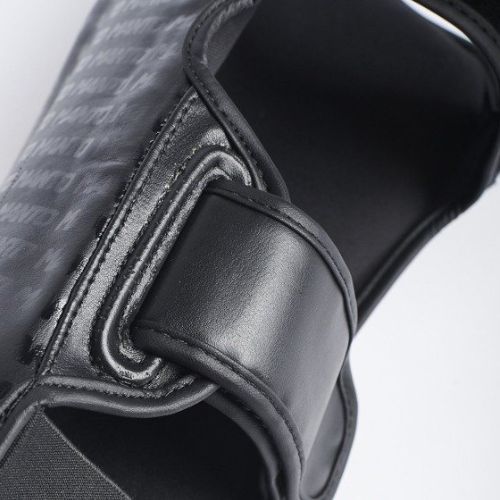 MANTO Prime tibia protectors black MNA868_BLK