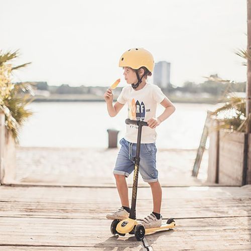 Scoot & Ride S-M lemon helmet