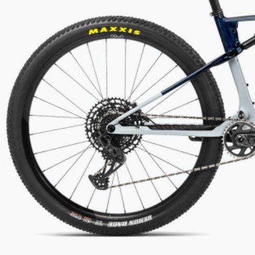 Orbea Oiz M20 2023 halo silver/blue carbon view mountain bike