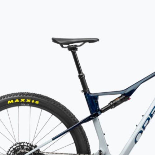 Orbea Oiz M20 2023 halo silver/blue carbon view mountain bike
