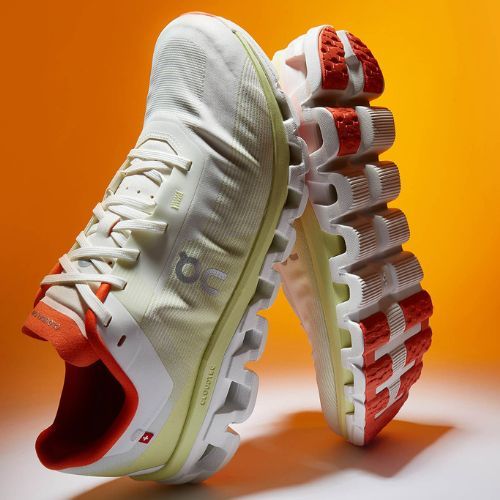 Men's running shoes On Cloudflow 4 white/hay