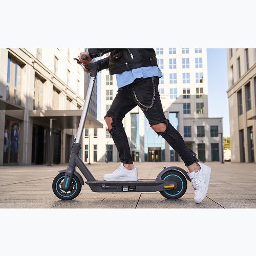 Motus Scooty 10 2023 electric scooter grey