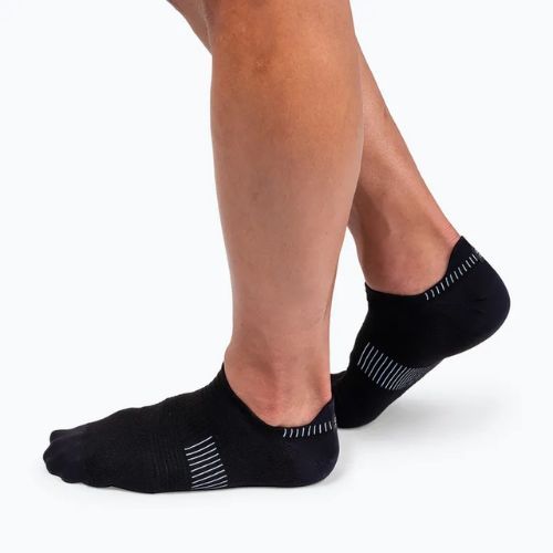 Men's On Ultralight Low black/white running socks