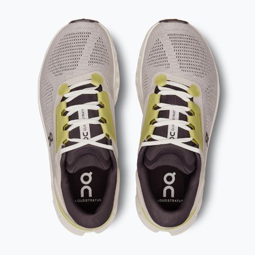 Women's On Cloudstratus 3 pearl/ivory running shoes
