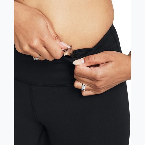 Under Armour women's shorts Capmus 7in black/white