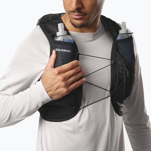 Salomon Active Skin 8 set black/metal running vest