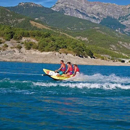 SPINER Rocket 3 towing float