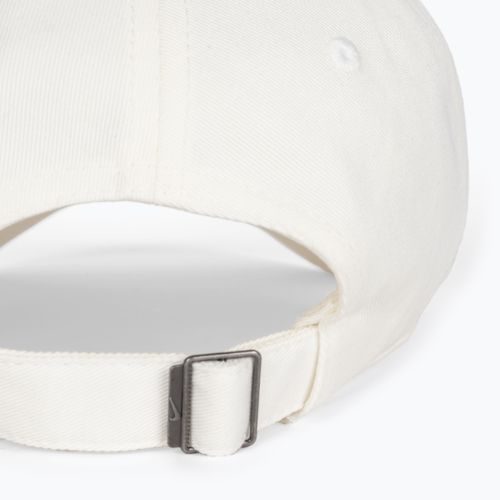 Nike Club Unstructured Futura Wash sail/white baseball cap