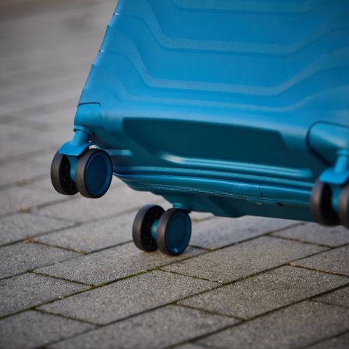 Medium travel suitcase KADVA Sancho 72 l blue