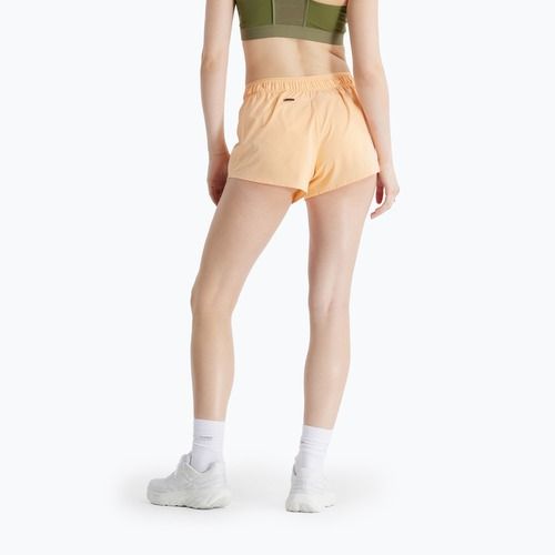 Women's shorts New Balance RC Seamless 3" peach blossom