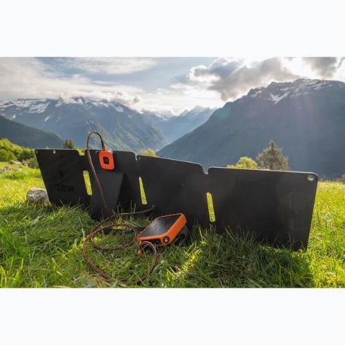 Xtorm solar panel 28W black