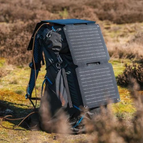 Xtorm solar panel 28W black