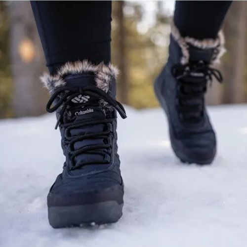 Columbia women's Minx Shorty IV black/ titanium ii snow boots