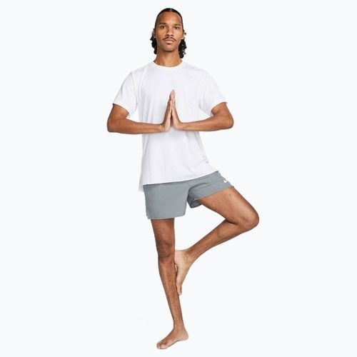 Men's Nike Dri-Fit Challenger 7" Brief-Lined shorts smoke grey/smoke grey/black