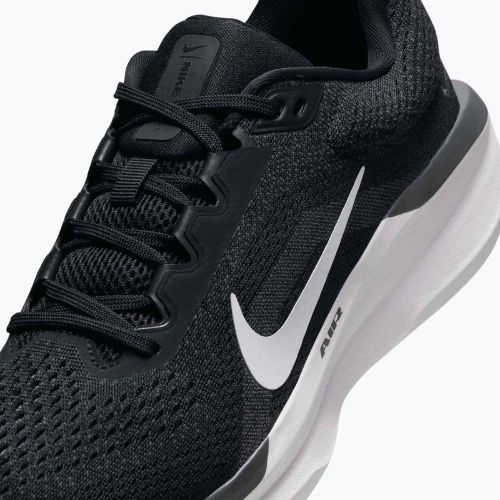 Women's running shoes Nike Winflo 11 black/white