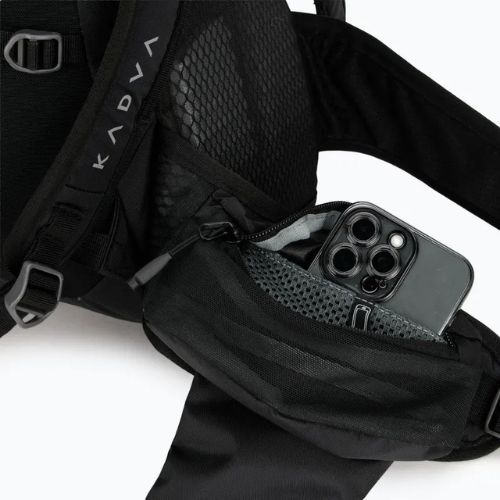 KADVA Escapada 30 l black hiking backpack
