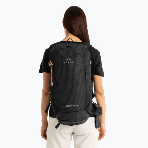 KADVA Escapada 30 l black hiking backpack