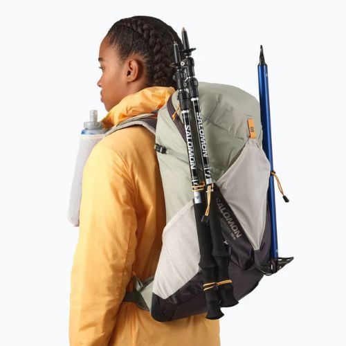 Women's hiking backpack Salomon Aerotrek 18 l M-L seagrass/silver cloud/nine iron