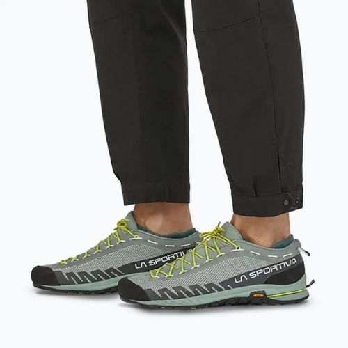 Patagonia women's trousers Caliza Rock Regular black