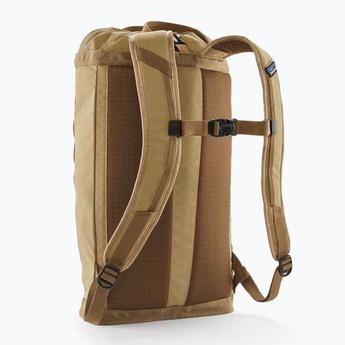 Patagonia Fieldsmith Linked 24 l classic tan urban backpack