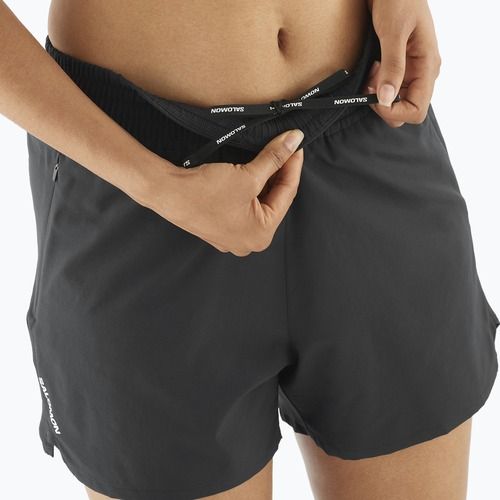 Women's running shorts Salomon SHAKEout Core 4" deep black
