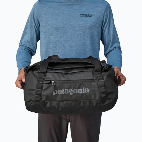 Travel bag Patagonia Black Hole Duffel 40 l black/black