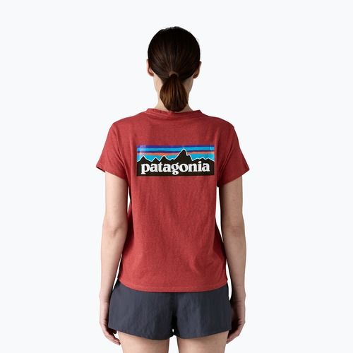Women's T-shirt Patagonia P-6 Logo Responsibili-Tee potters red