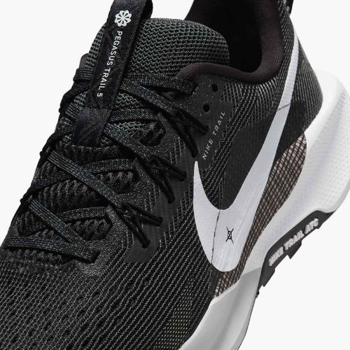 Women's running shoes Nike Pegasus Trail 5 black / white / anthracite / wolf grey