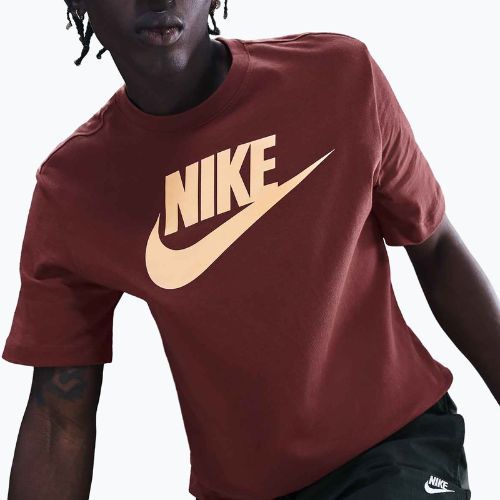 Men's T-shirt Nike Sportswear dark team red