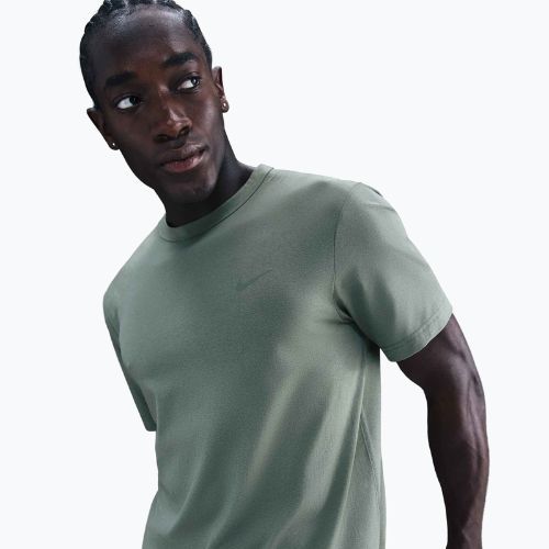 Men's T-shirt Nike Dri-Fit UV Hyverse clay green/clay green