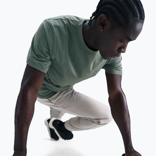 Men's T-shirt Nike Dri-Fit UV Hyverse clay green/clay green