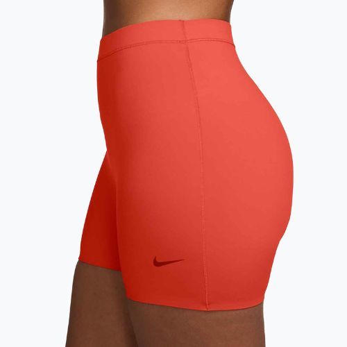 Women's shorts Nike Form picante red/mystic red