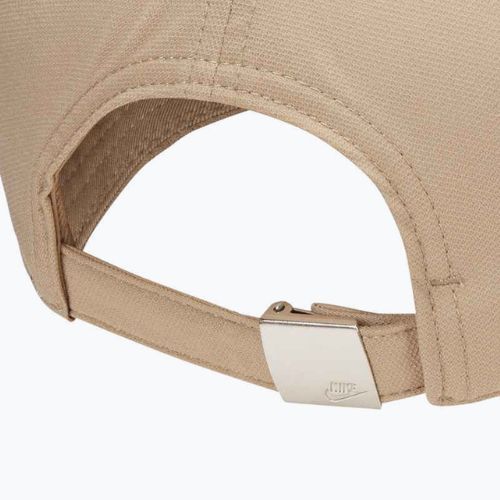 Baseball cap Nike Dri-Fit Club khaki/metallic silver