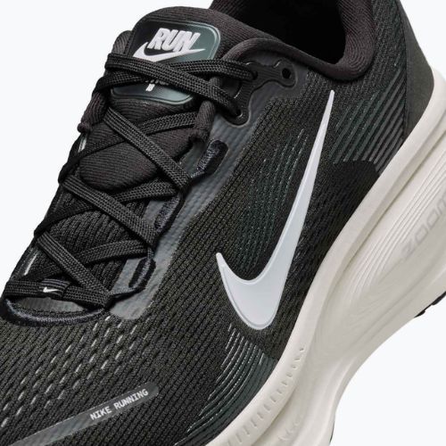 Women's running shoes Nike Vomero 18 black/coconut milk/summit white