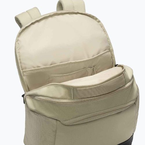 Training backpack Nike Brasilia 9.5 24 l desert khaki/black/sail