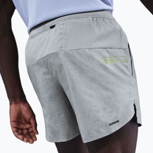 Men's running shorts Nike Stride Brief-Lined 5" light smoke grey