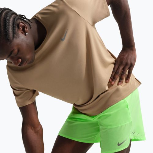 Men's running shorts Nike Stride Dri-Fit Brief-Lined 7" lime blast