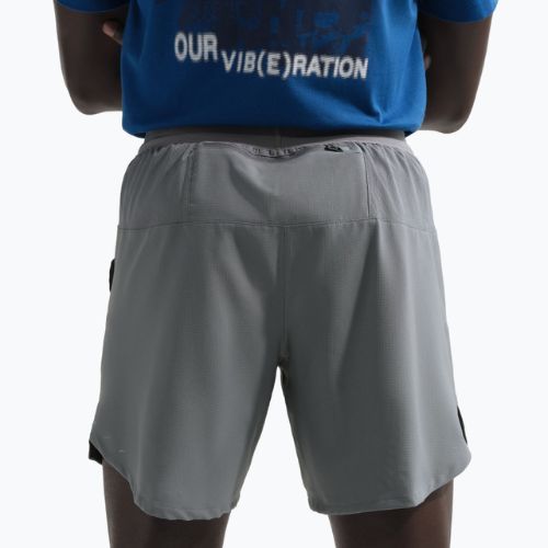 Men's shorts Nike Stride Dri-Fit Brief-Lined 7" smoke grey