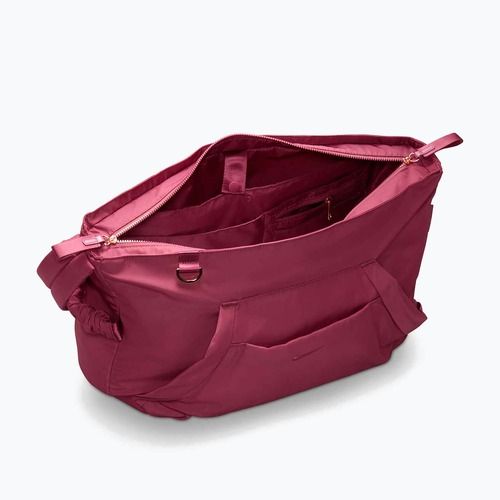 Training bag Nike One 25 l sweet beet/sweet beet/sweet beet