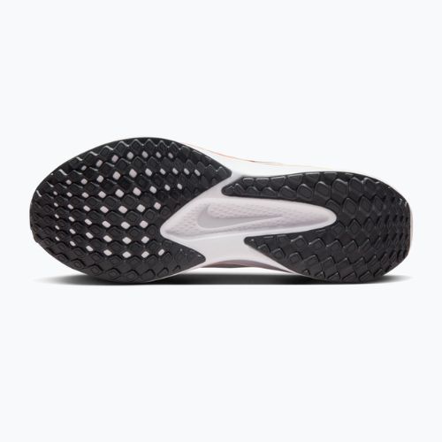 Men's running shoes Nike Quest 6 off white/white/topaz gold/black