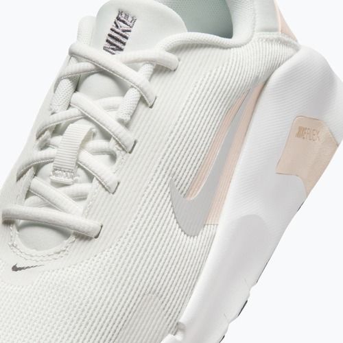 Women's training shoes Nike Flex Train sail/chalk/pencil point/white