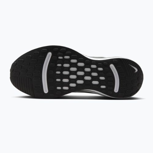 Women's running shoes Nike Journey Run black/white