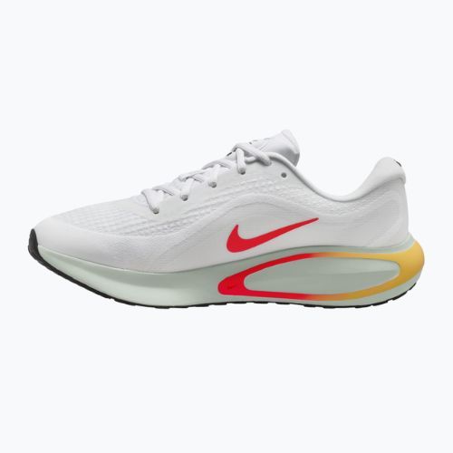 Men's running shoes NikeJourney Run white/spruce aura/bright crimson